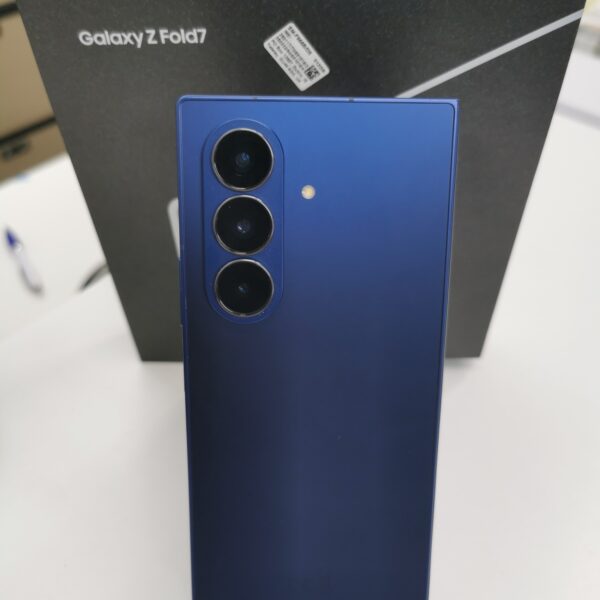 Samsung Galaxy Z Fold7 5G 512 GB Blue Shadow – neuwertig